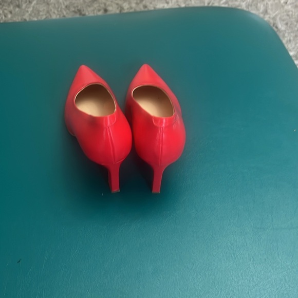 Almost new. - Picture 4 of 6